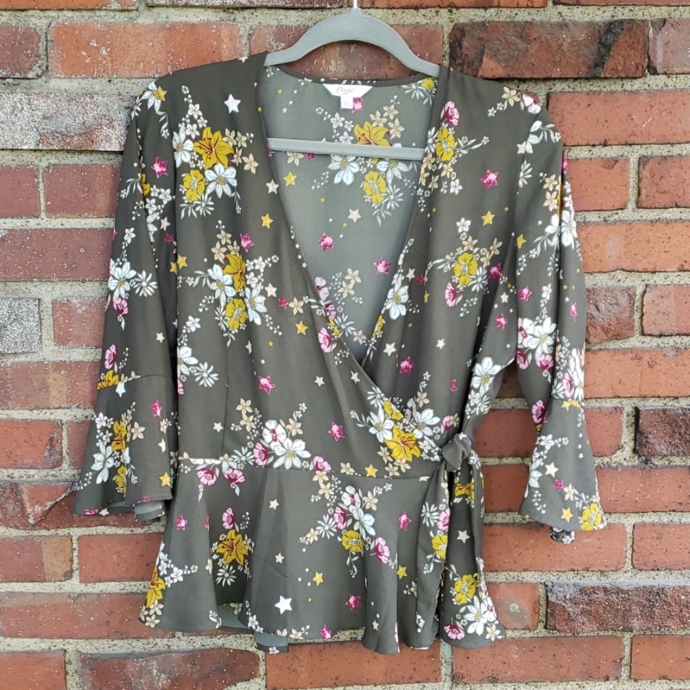Candies Floral Wrap Top